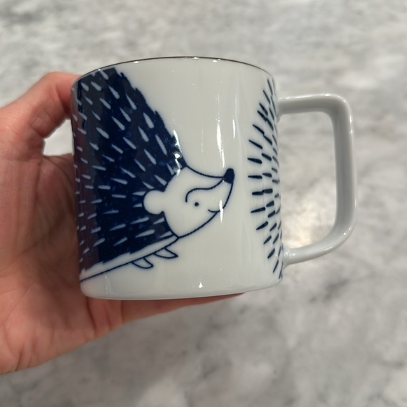 Cute blue and white hedgehog mug like new condition - Picture 8 of 9